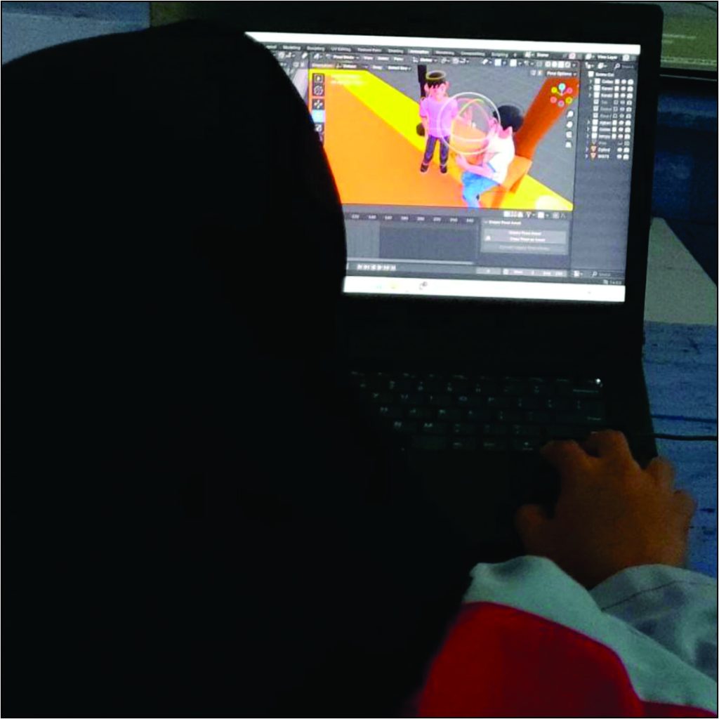 Siswa SMK MUTIPUGA sedang praktik desain grafis di laboratorium komputer DKV Demak.